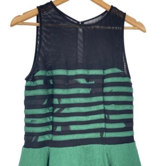 Taylor Stripe Sleeveless Illusion Neckline Fit & Flare Mini Dress Green Size 8 - Picture 3 of 10